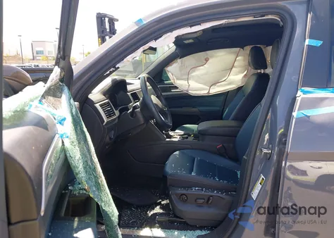 2023 Volkswagen Atlas Cross Sport 3.6L V6 Sel/3.6L V6 Sel R-Line Black z USA, uszkodzony, nr VIN 1V2SE2CA7PC211892